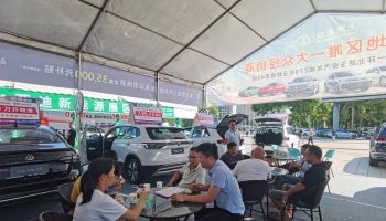 咬定目標不放松，玉林通承銷售喜獲新突破